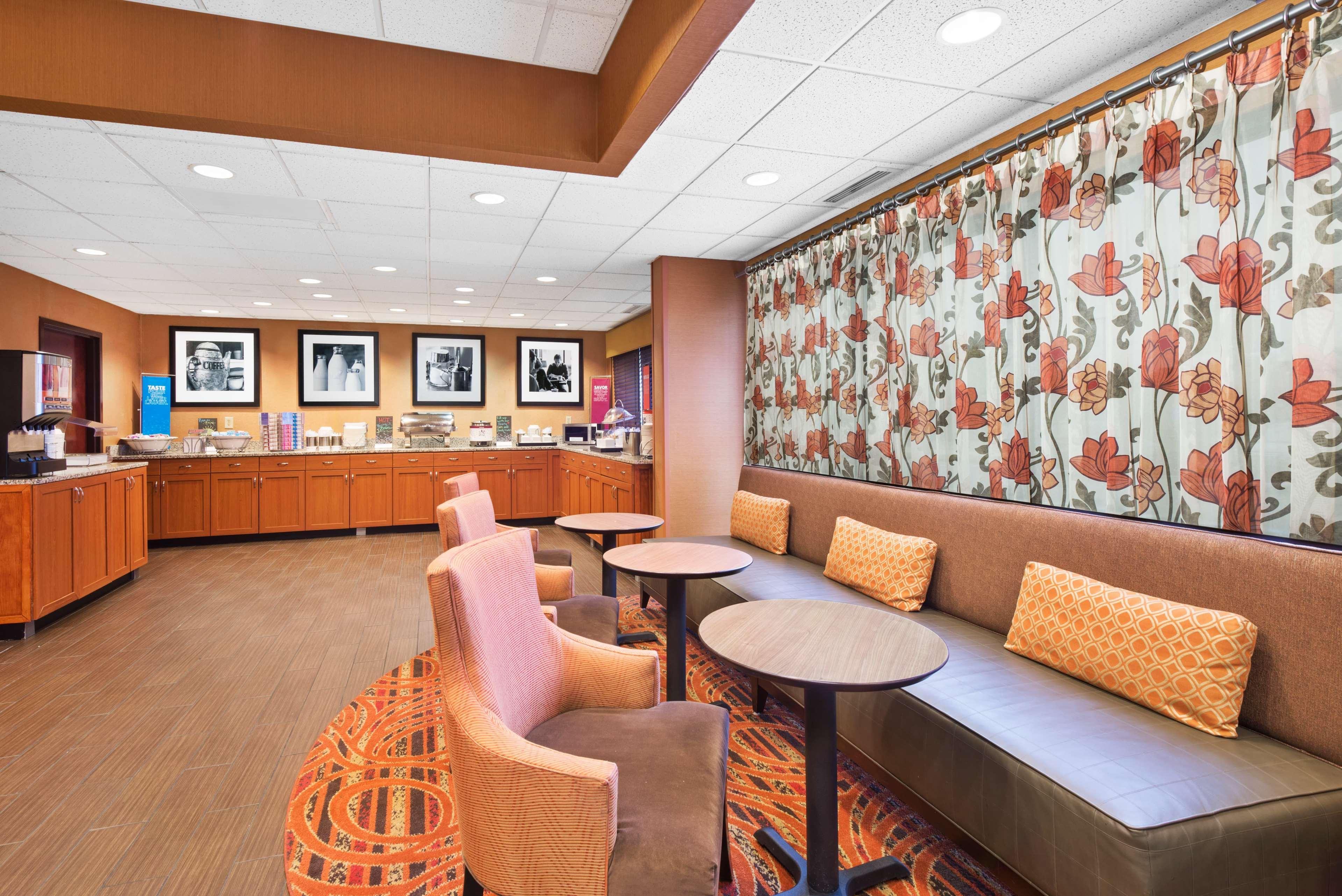 Hampton Inn Winfield Teays Valley Eksteriør bilde